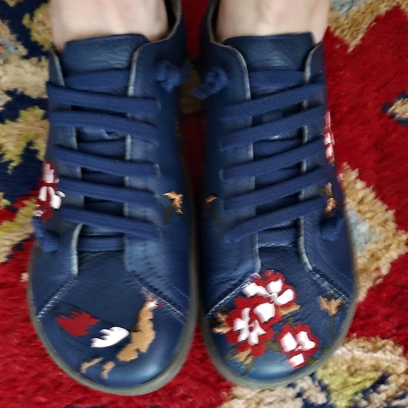 Brand New Camper Blue Leather Embroidered Flats 38 - Picture 2 of 6